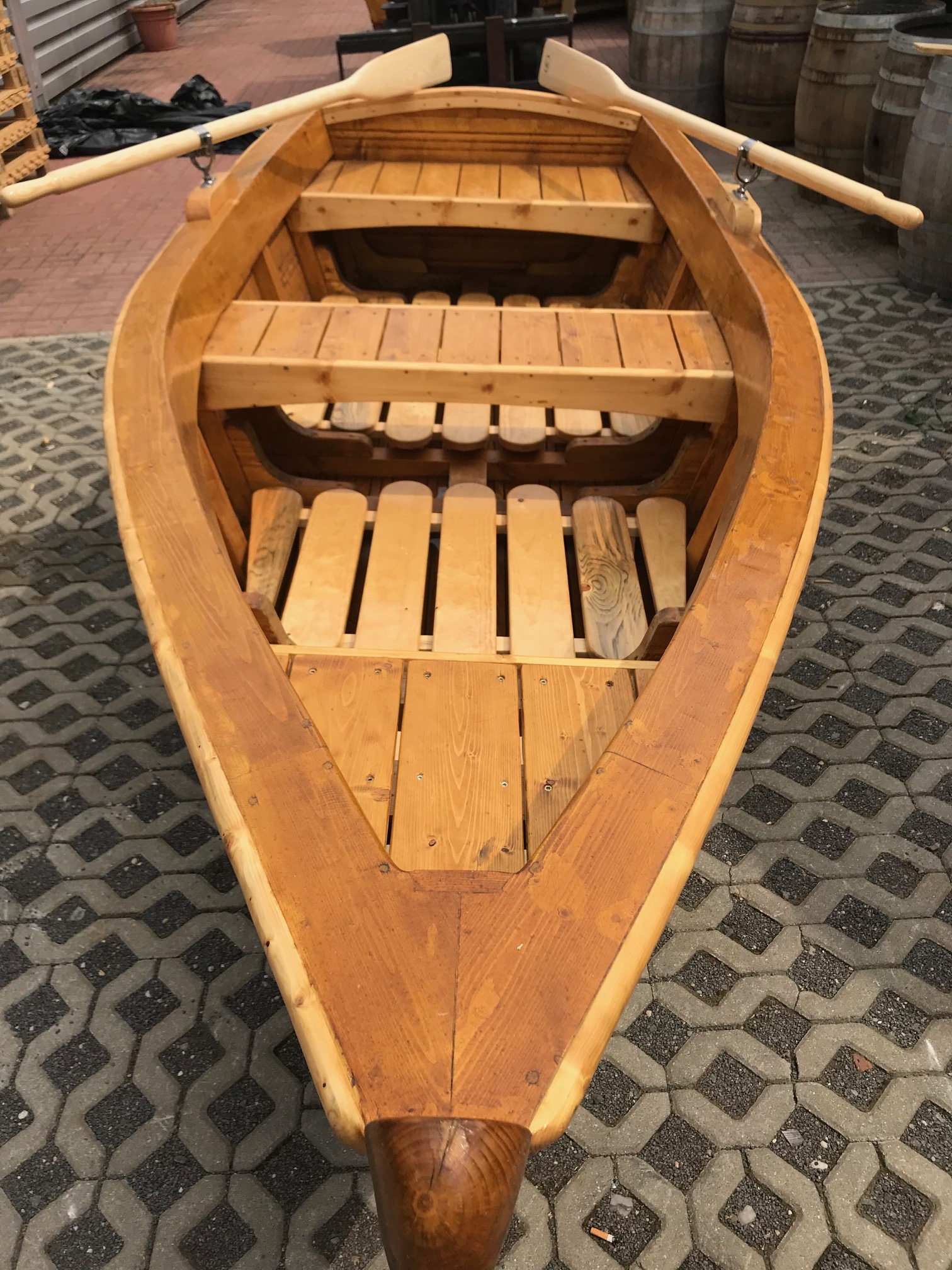 3.5m Holzboot - Bela Italia Designboot als Garten-Dekoration