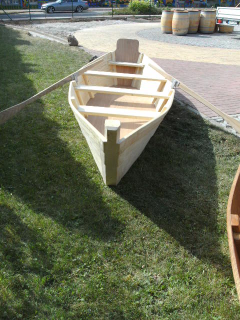 NORDIKA-40 Holzboot Designboot als Garten-Dekoration - WEINFASSVERSAND