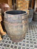 400 Liter rundes gebrauchtes Whiskyfass - Abschnitt Eichenfass Holzfass Wasserfass Regentonne Fass Fassregentonne