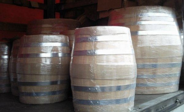 225 Liter-neues Holzfass - Barriquefass Eichenfass Weinfass Schnapsfass Brandfass Whiskyfass