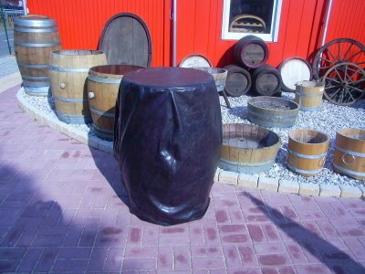 500 Liter Weinfass Regentonne aus gebrauchtem Eichenfass inkl. Deckel Holzfass Fass Regenfass Wasserfass