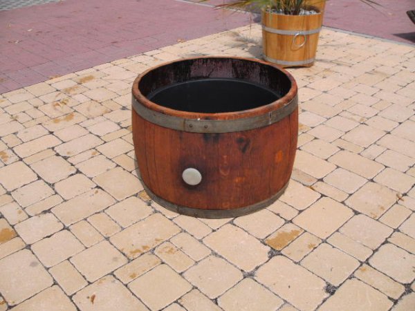 Baumstammumrandung mit PVC-Kbel innen, Pflanzenkbelumrandung, Hochbeet