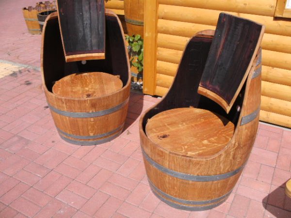 Fasssessel - Fassbaron mit Handlehnen aus orignal Fassdauben Fass Stuhl Fasssitz Holzstuhl Holzsessel Sessel