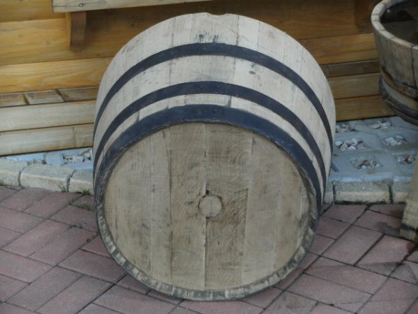 170 Liter Regentonne Blumenkbel Miniteich aus Whiskyfass abgeschliffenes Eichenfass Fassregentonne Holzfass