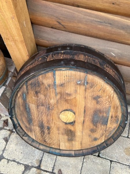 Fassfront aus 190L original Burbon Whiskyfass rund aus gebrauchtem Eichenholz