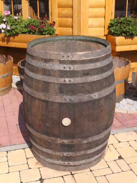 400 Liter gebrauchtes dunkles Barrique Eichenfass Weinfass