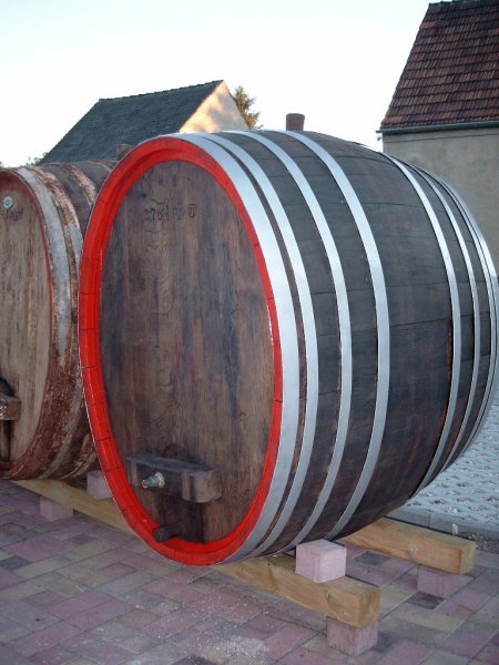 600 Liter ovales gebrauchtes Barrique-Eichenfass