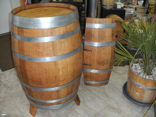 Fassbar - Korsika aus 225/300 Liter gebrauchtem Eichenfass Holzfass Fass Fasstisch Bistrotisch Stehtisch