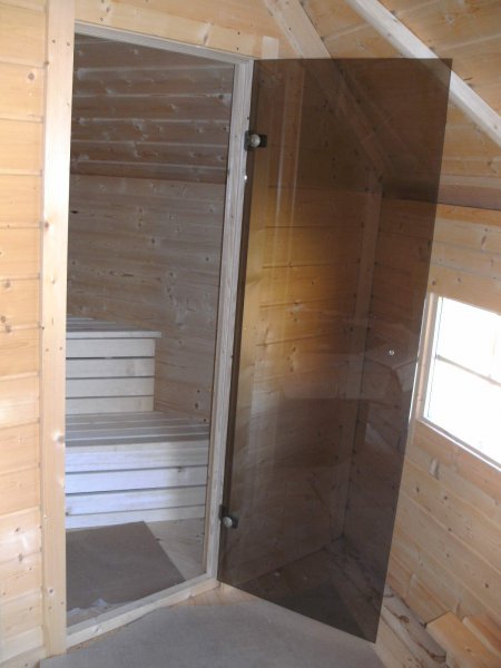 SKF165V1 16,5 m2 Saunakota mit Vorraum, Fichte für ca. 9 Personen