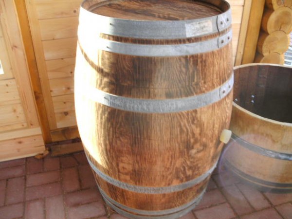 225 Liter gebrauchtes Barriquefass Eichenfass Weinfass Holzfass Wasserfass Dekofass