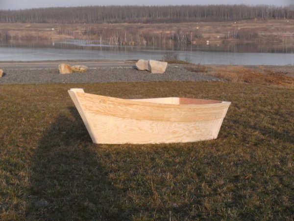 NORDIKA-20 Holzboot Designboot als Garten-Dekoration