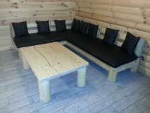 Couch Eckgarnitur RBCG aus 20cm Rundbohlen- mit Rückenlehne + 1 Tisch + Kissen in Wunschfarbton