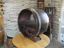 Bacchus-MWR-Deluxe Weinregal fr bis zu 34Fl. aus massivem Eichenholzfass mit Zwieschenboden und Weinregaleinsatz