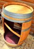 Fassbaronbar offen mit Holz - Zwischenboden aus 225/300 L gebrauchtem Barriquefass Eichenfass Holzfass Stehtisch Bistrotisch Weinfass