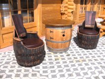 Bourbon - Whiskyfasssessel mit Handlehnen fertig aufgearbeitet Fass - Stuhl Eichenfass Whiskyfass Fasssitiz