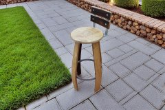 Fass Barhocker M8 Fassbarhocker mit Rckenlehne und mit Wunsch - Logo Stehtischhocker Sitzhocker Stuhl Holzstuhl Holzhocker Sitz Hocker