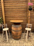 Fass Barhocker M8 Fassbarhocker mit Rckenlehne und mit Wunsch - Logo Stehtischhocker Sitzhocker Stuhl Holzstuhl Holzhocker Sitz Hocker