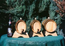 2 Liter ovales innen rohes geschmackgebendes Eichenfass Holzfass Weinfass  Whyskifass Schnapsfass Eichenholzfass