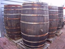 1000 Liter rundes gebrauchtes Barrique Eichenfass Weinfass Holzfass Dekofass Fass