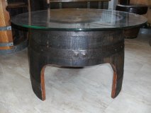 Fasstisch-REGENT-W mit Glas-Tischplatte mit 80cm Durchmesser, Höhe 40cm.