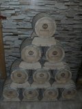 Pyramide aus 3 x 10L Eichenfass innen roh Bttcherware Schnapsfa Holzfass Whyskifass Eichenholzfass